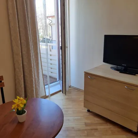 Livingpalanga Meta Su Balkonu Apartment