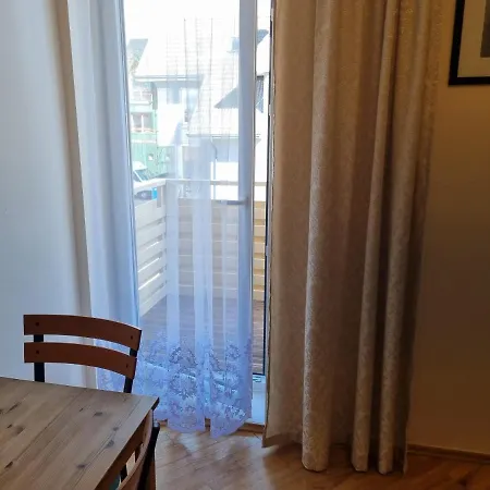 Livingpalanga Meta Su Balkonu * Połąga