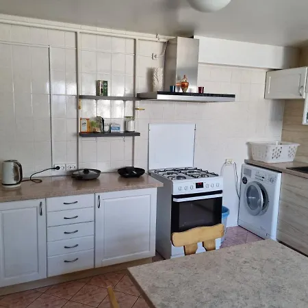 Livingpalanga Meta Su Balkonu Apartament *